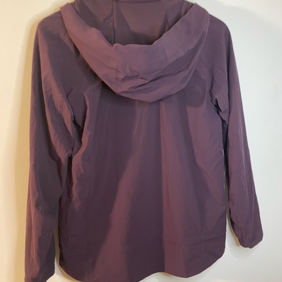 Lululemon|Step To It Hooded Full Zip Jacket Black cherry water Repellent Size 4 - Picture 8 of 13